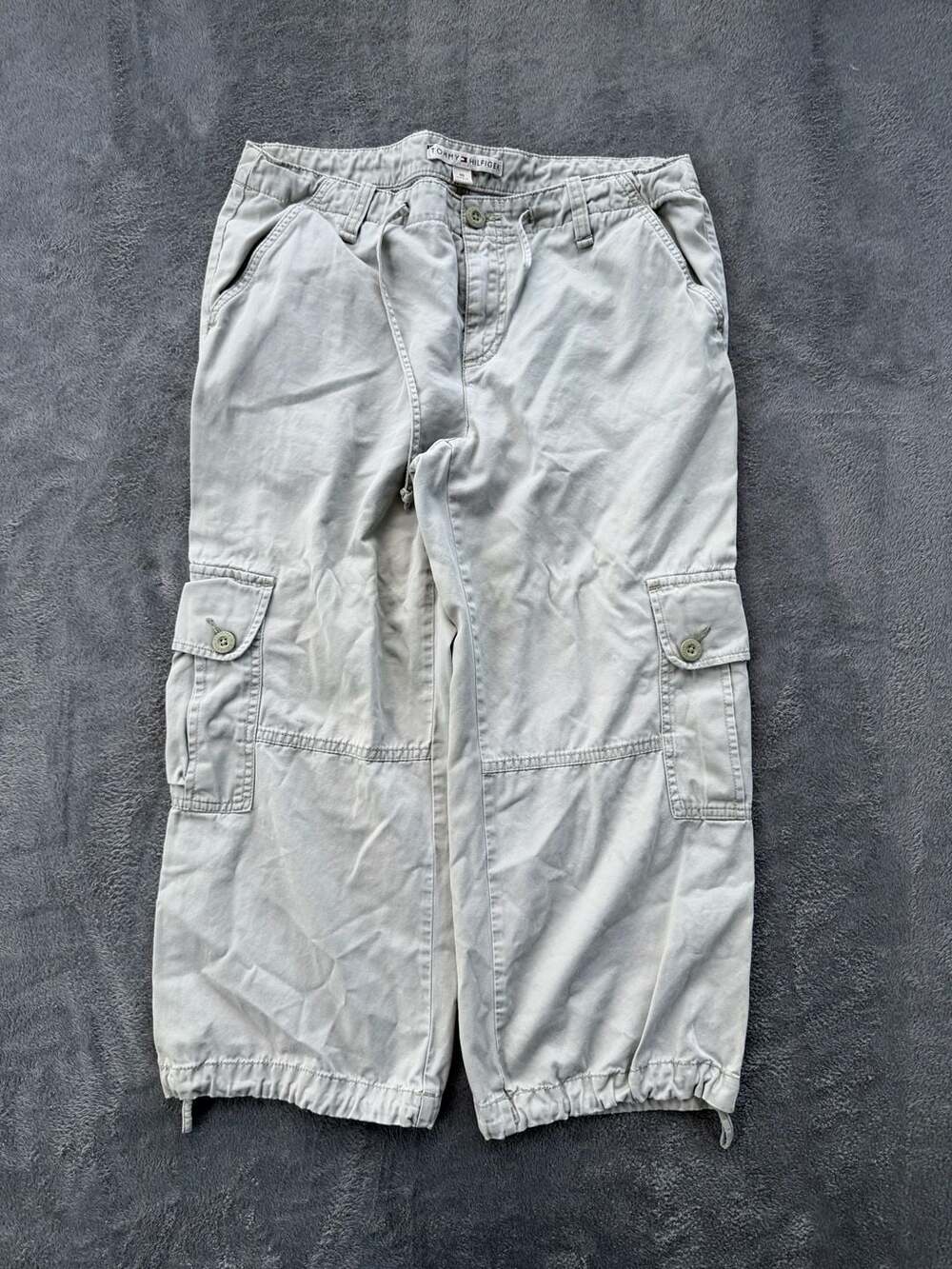 Tommy Hilfiger Cargo Capri Size 10 Beige Cotton